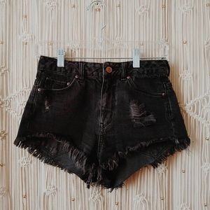 H&M Black distressed shorts